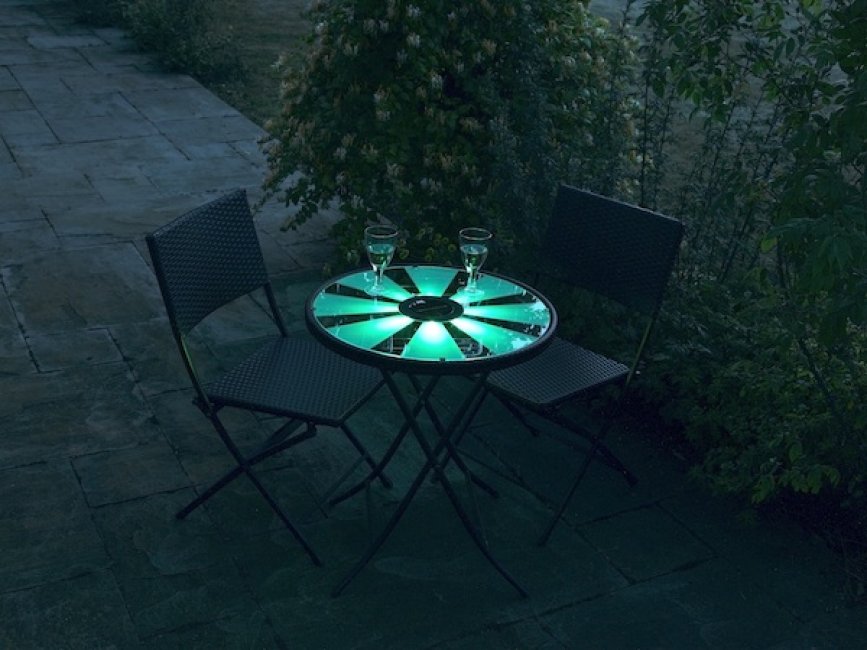 Table solaire lumineuse design Décoration Jardin solaire Objetsolaire